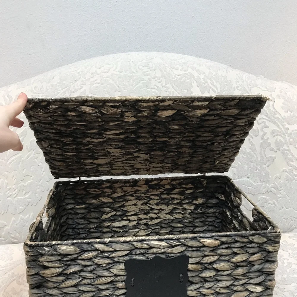 Natural Rustic Wicker Woven Hyacinth Storage Basket Box with Lid - LARGE